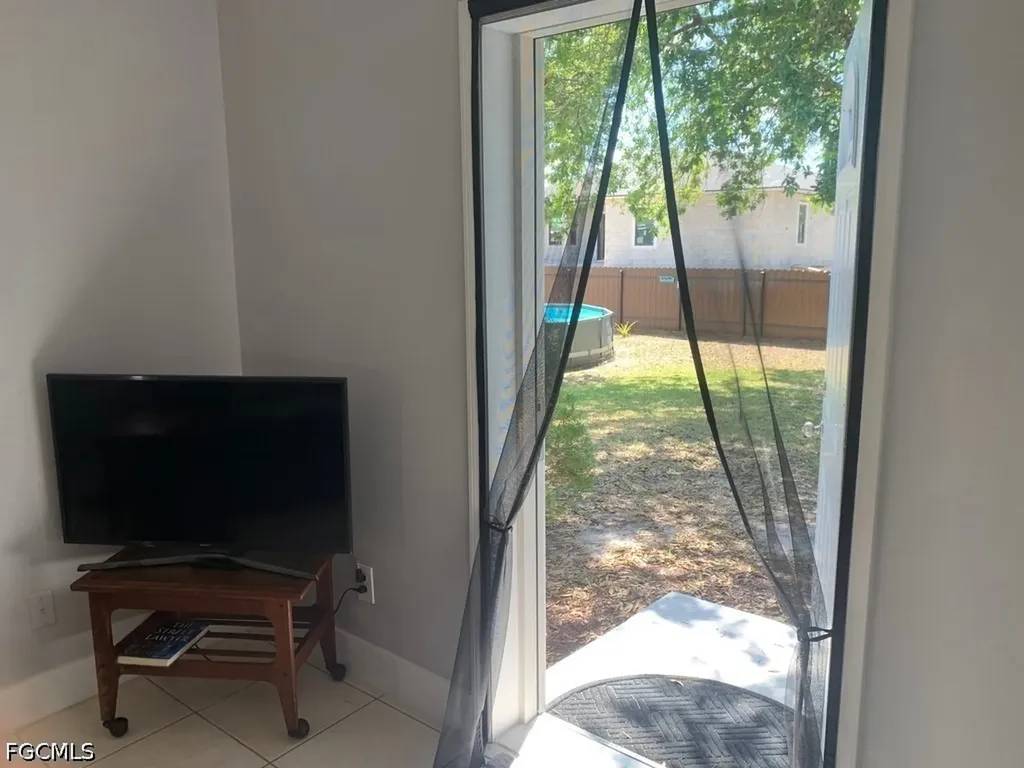 2701 8th Street SW Lehigh Acres FL 33976