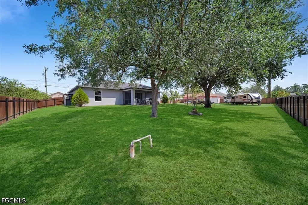2701 8th Street SW Lehigh Acres FL 33976