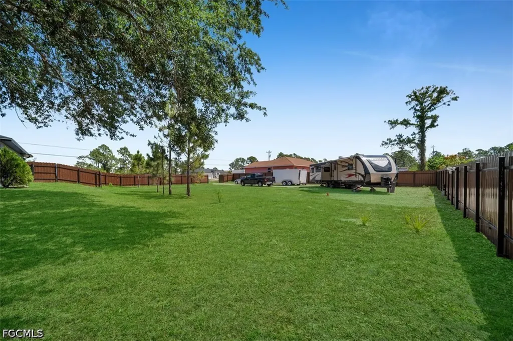 2701 8th Street SW Lehigh Acres FL 33976