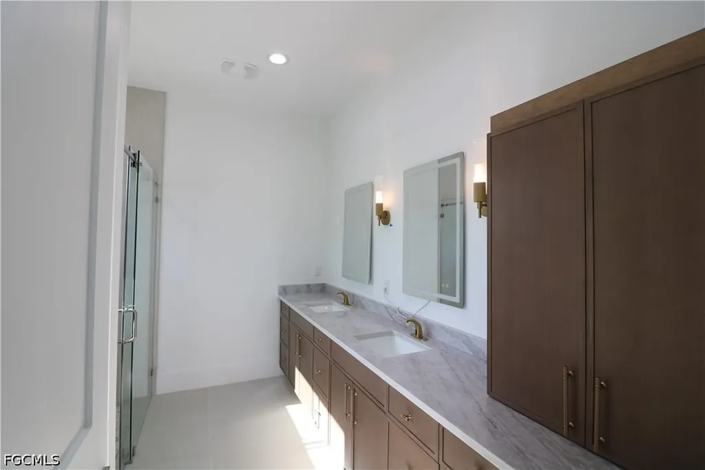 769 95th Avenue N Naples FL 34108