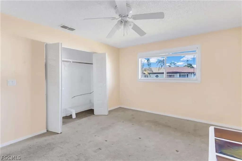 5761 Foxlake Drive North Fort Myers FL 33917