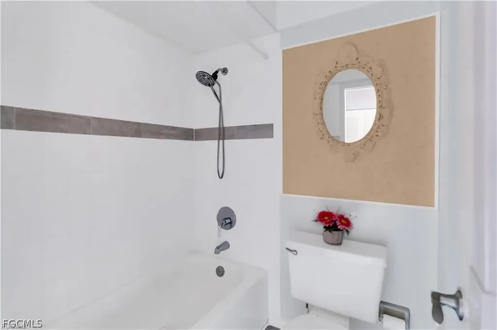 5761 Foxlake Drive North Fort Myers FL 33917