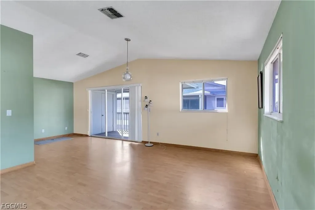 5761 Foxlake Drive North Fort Myers FL 33917