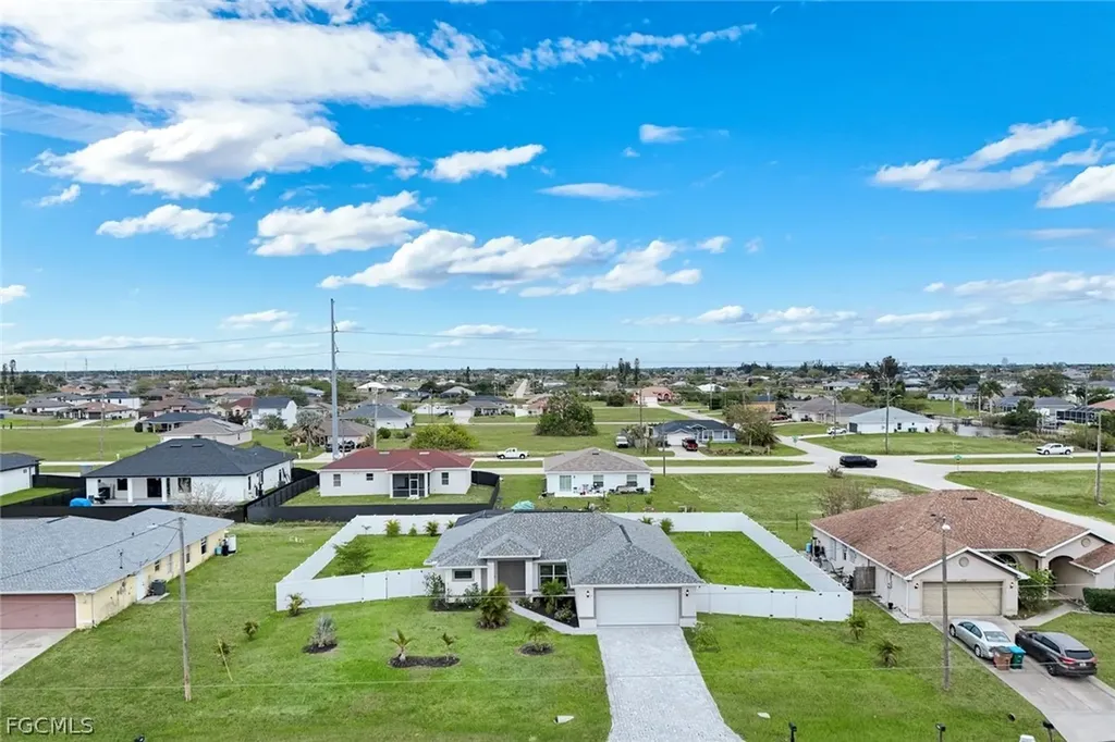 2013 NW Juanita Place Cape Coral FL 33993