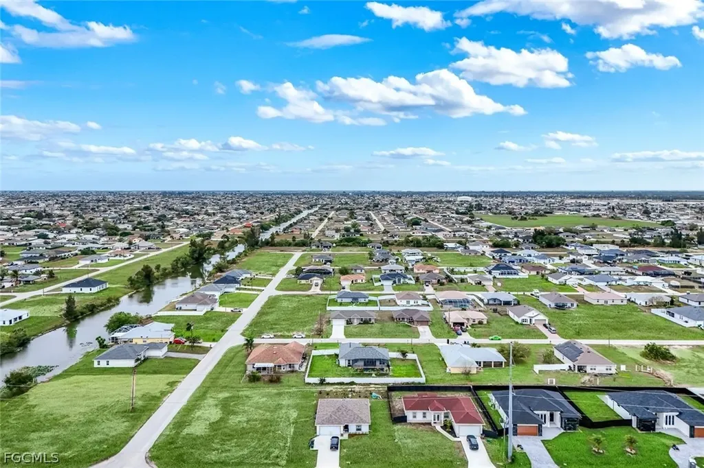 2013 NW Juanita Place Cape Coral FL 33993