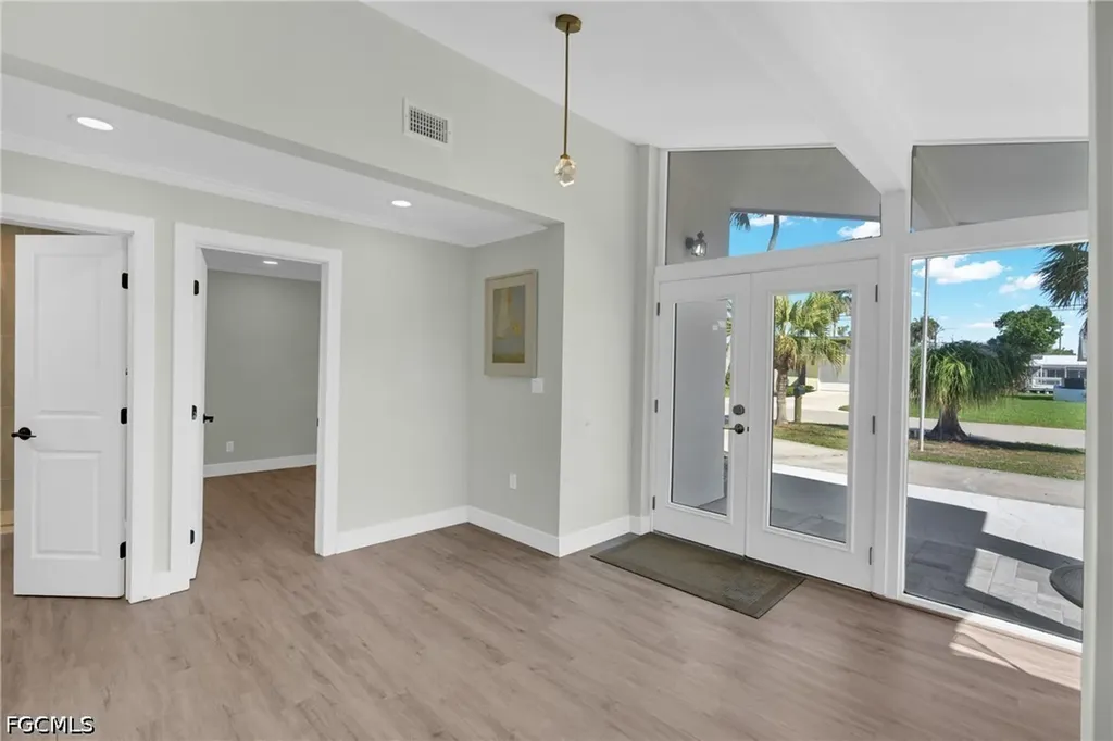 6401 Plumosa Avenue Fort Myers FL 33908
