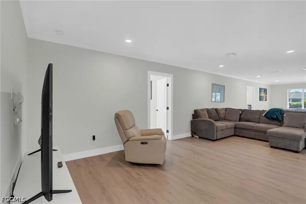 6401 Plumosa Avenue Fort Myers FL 33908