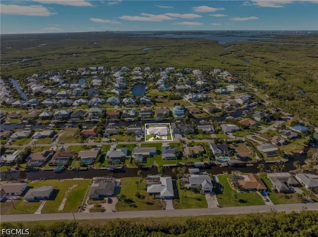 6401 Plumosa Avenue Fort Myers FL 33908