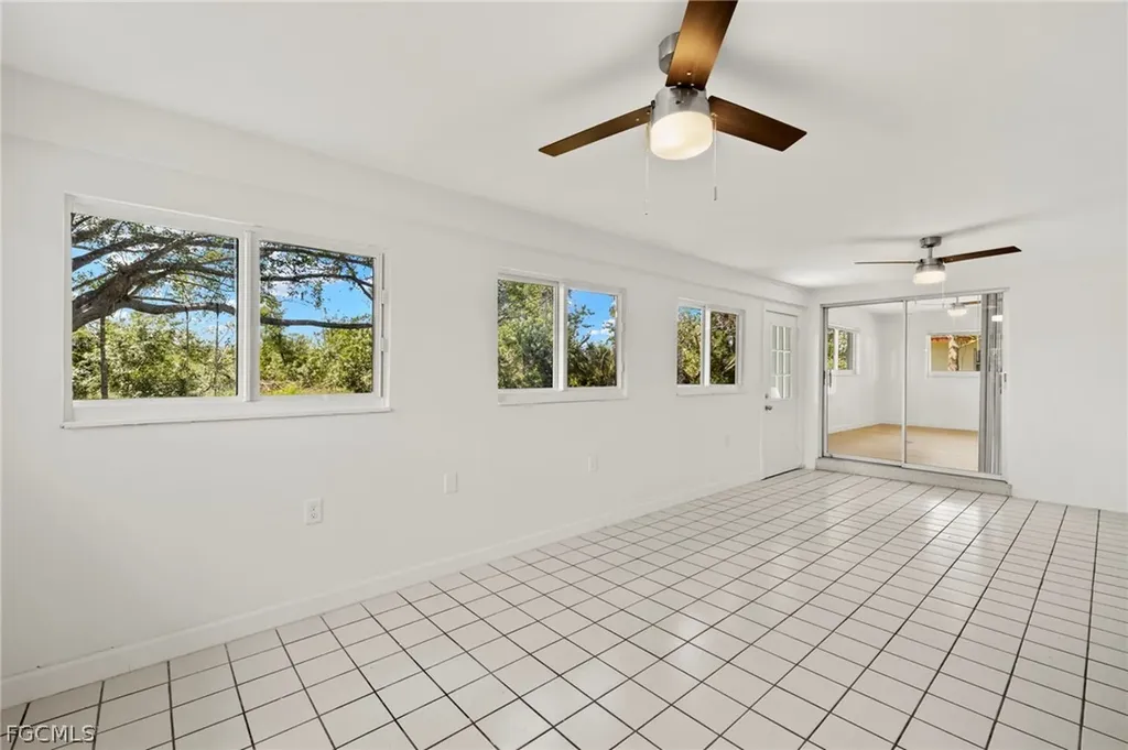 5738 SW 1st Court Cape Coral FL 33914