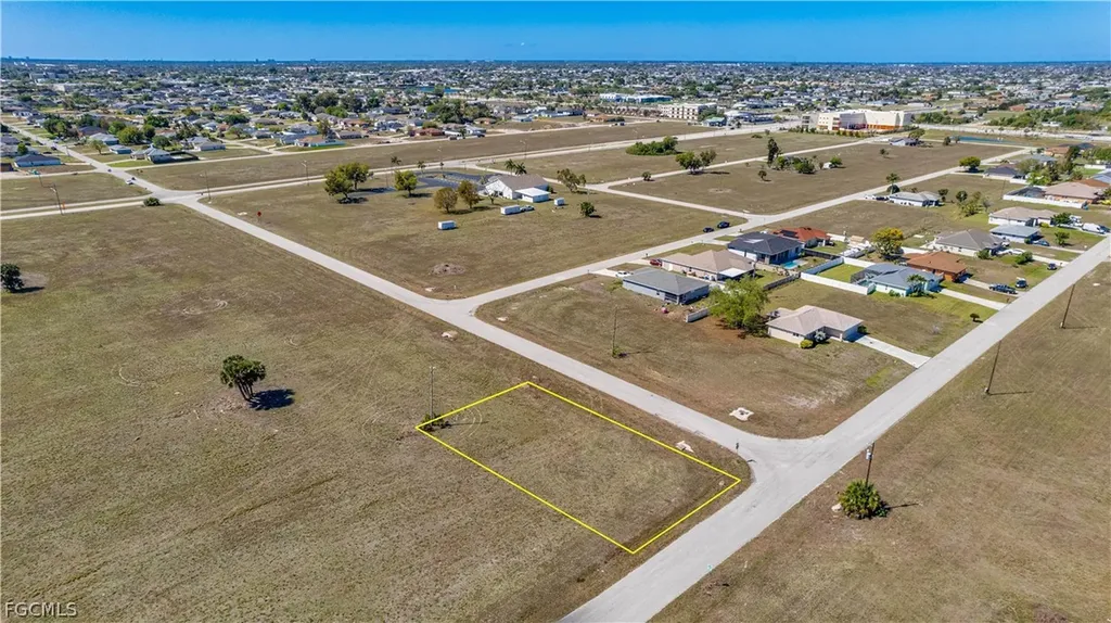 1902 NE 17th Terrace Cape Coral FL 33909