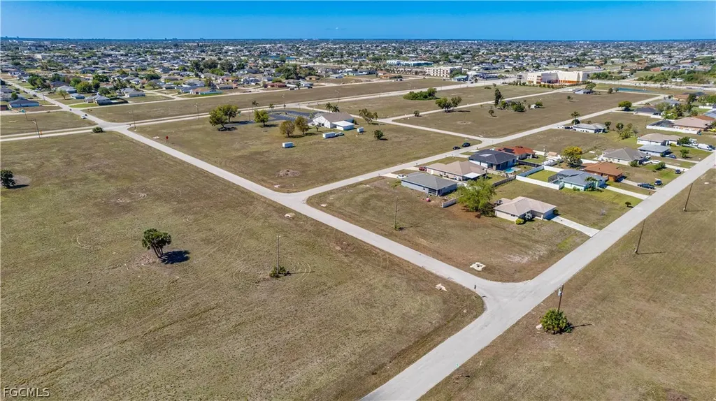 1902 NE 17th Terrace Cape Coral FL 33909