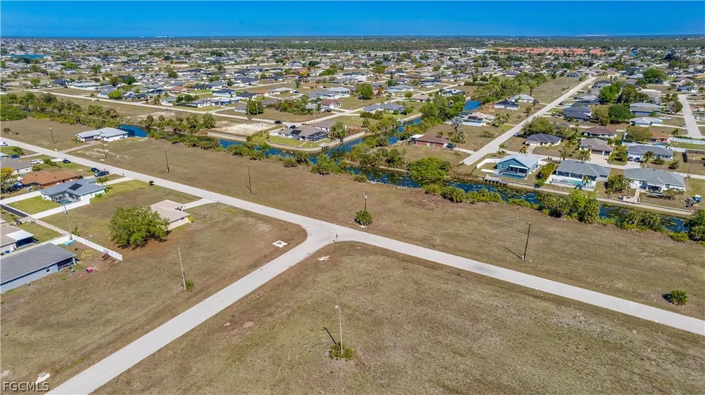 1902 NE 17th Terrace Cape Coral FL 33909
