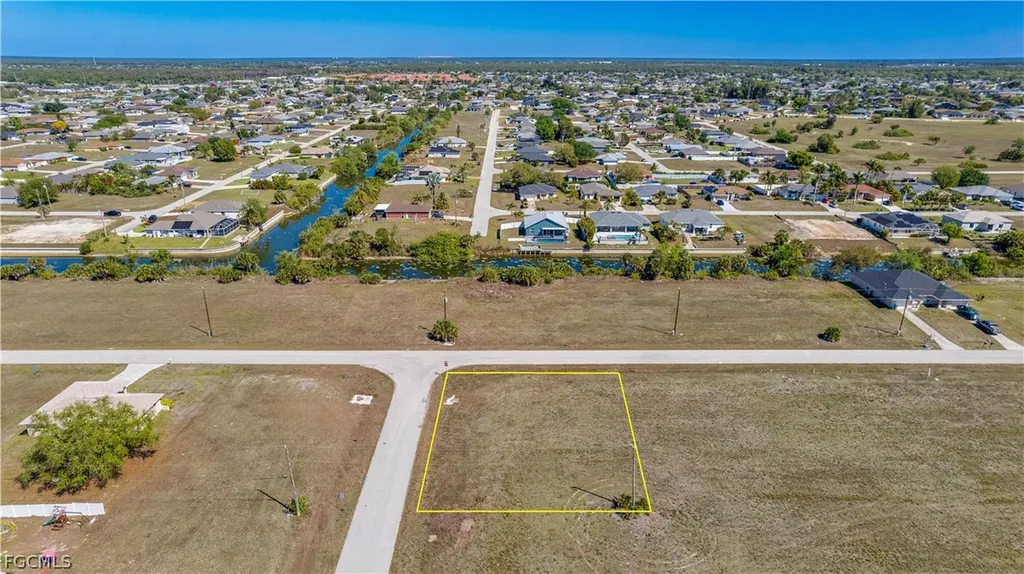 1902 NE 17th Terrace Cape Coral FL 33909