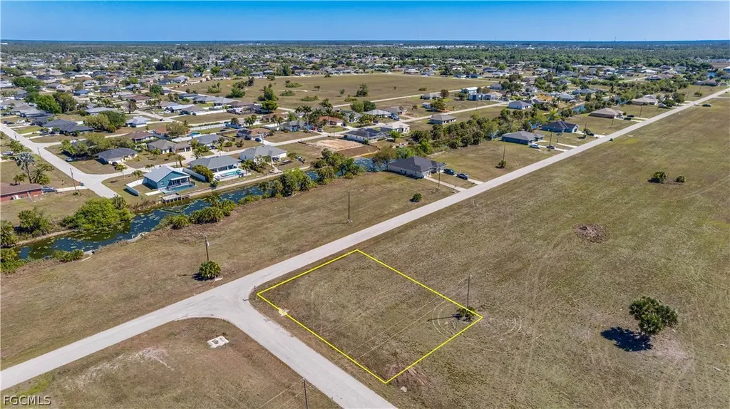 1902 NE 17th Terrace Cape Coral FL 33909