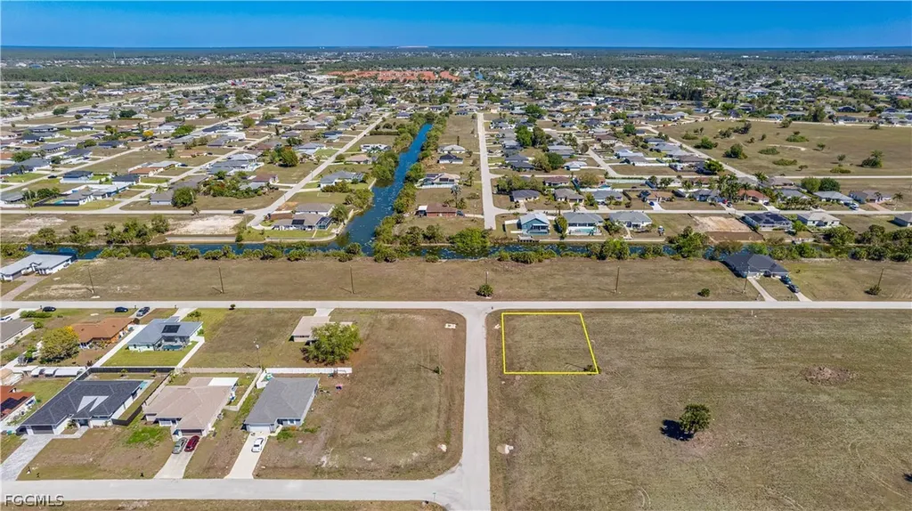 1902 NE 17th Terrace Cape Coral FL 33909