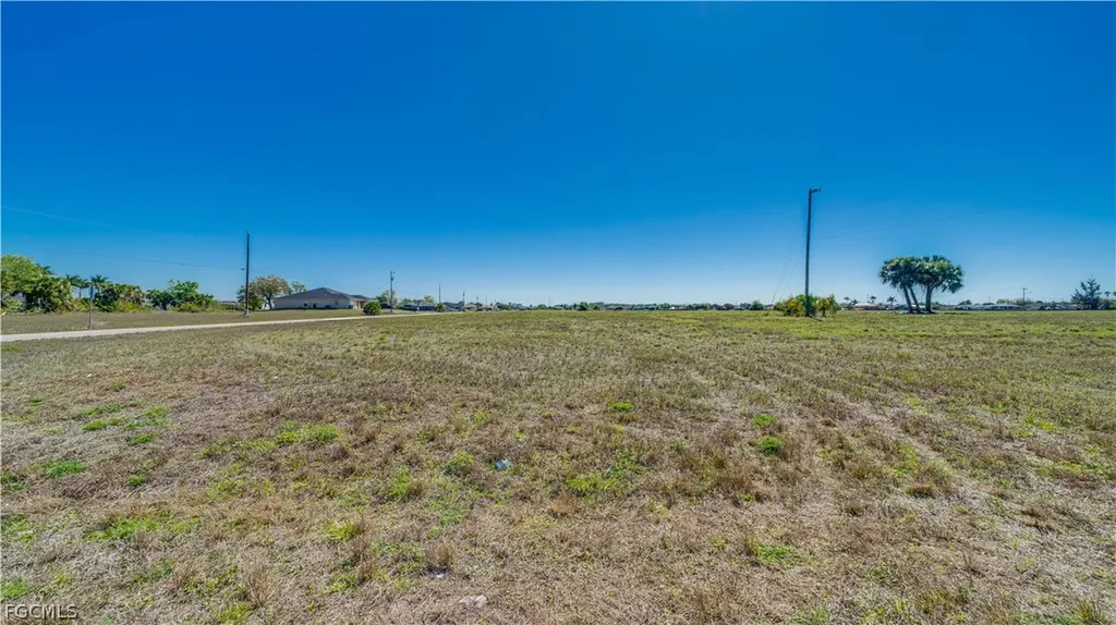 1902 NE 17th Terrace Cape Coral FL 33909