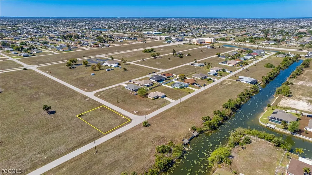 1902 NE 17th Terrace Cape Coral FL 33909
