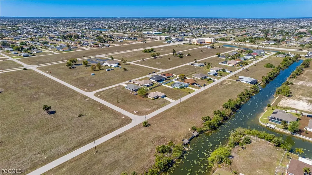 1902 NE 17th Terrace Cape Coral FL 33909