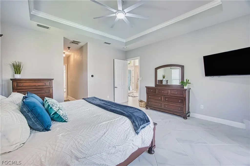 623 SW 56th Street Cape Coral FL 33914