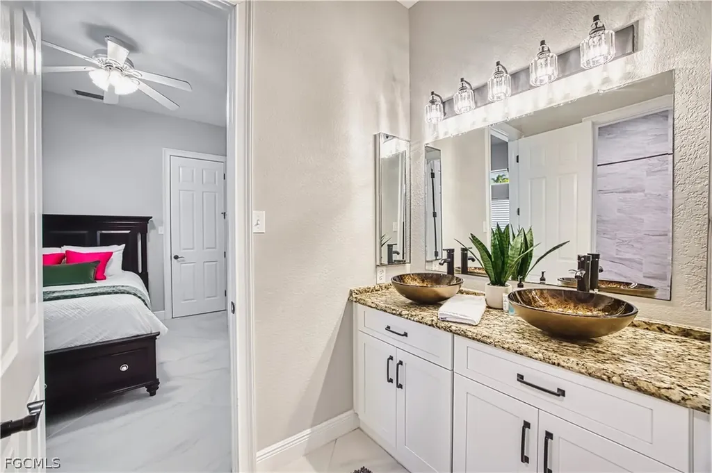 623 SW 56th Street Cape Coral FL 33914
