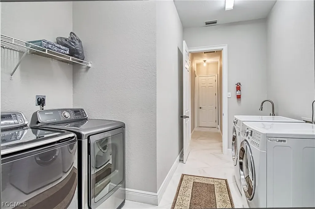 623 SW 56th Street Cape Coral FL 33914