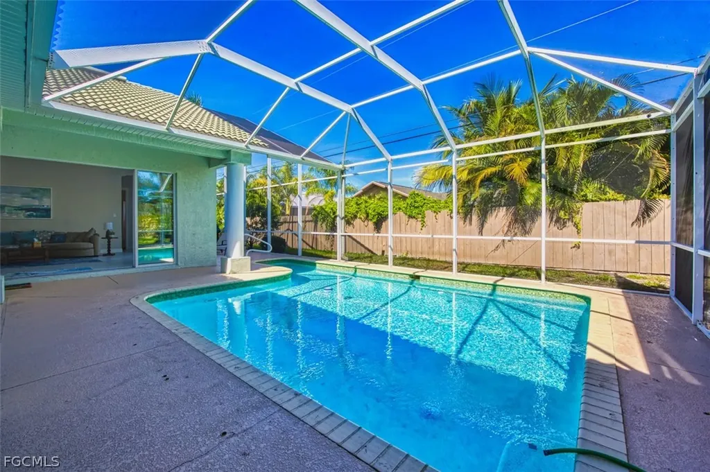 623 SW 56th Street Cape Coral FL 33914
