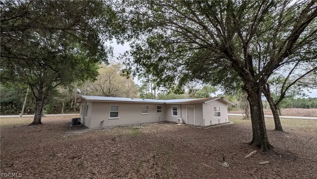 660 S Missouri Street Labelle FL 33935