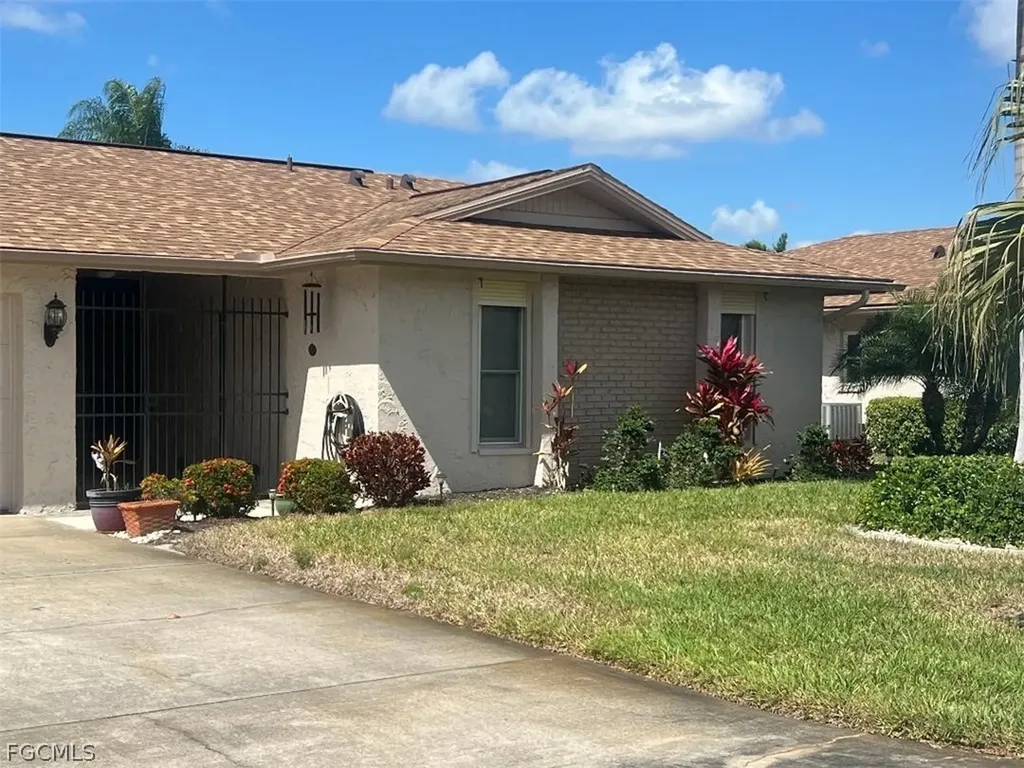5471 Capbern Court Fort Myers FL 33919