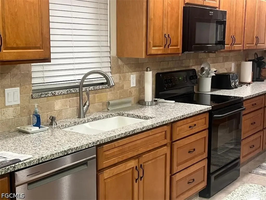 5471 Capbern Court Fort Myers FL 33919
