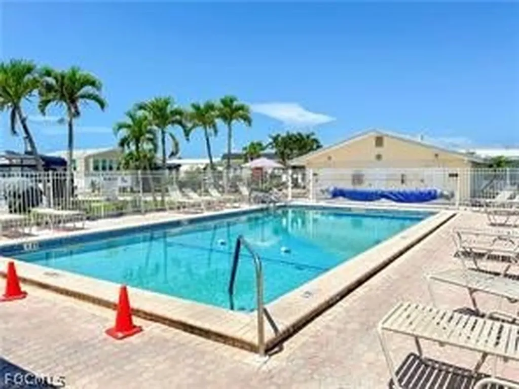 11601 Valleyview Drive Fort Myers FL 33908