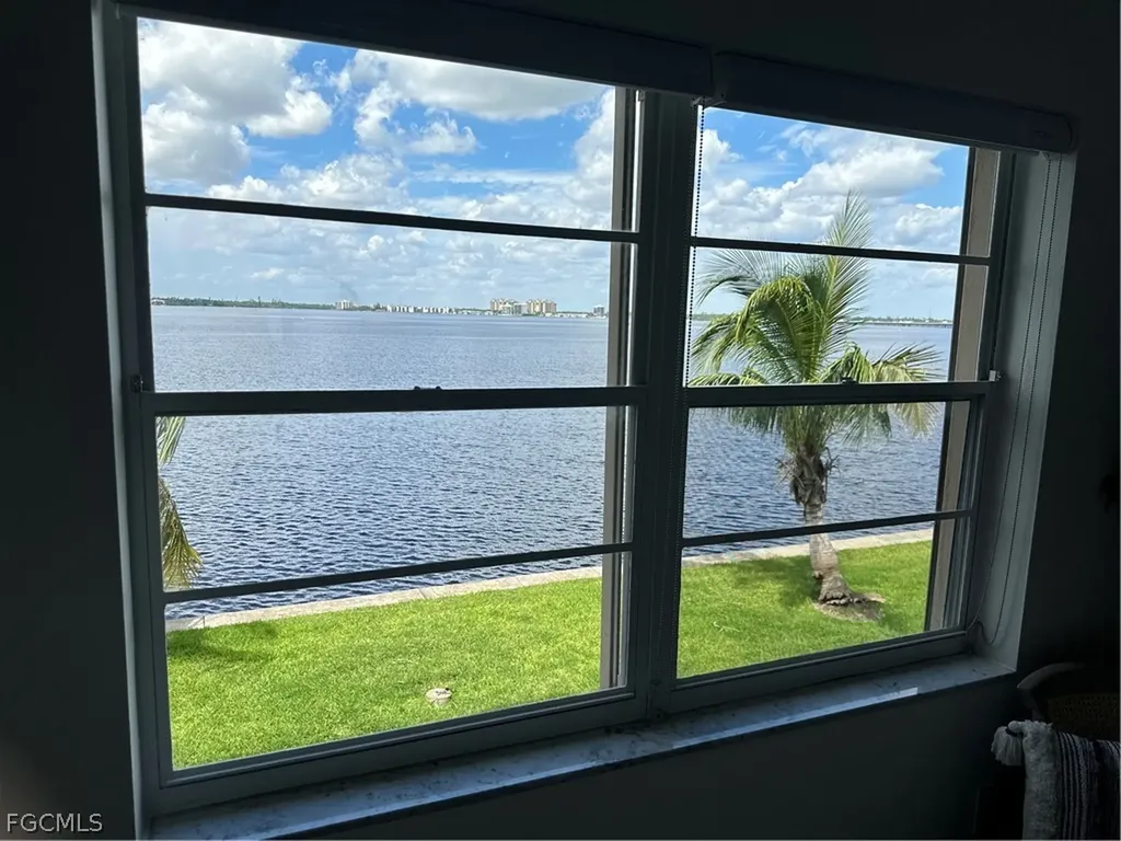 1900 Clifford Street Fort Myers FL 33901