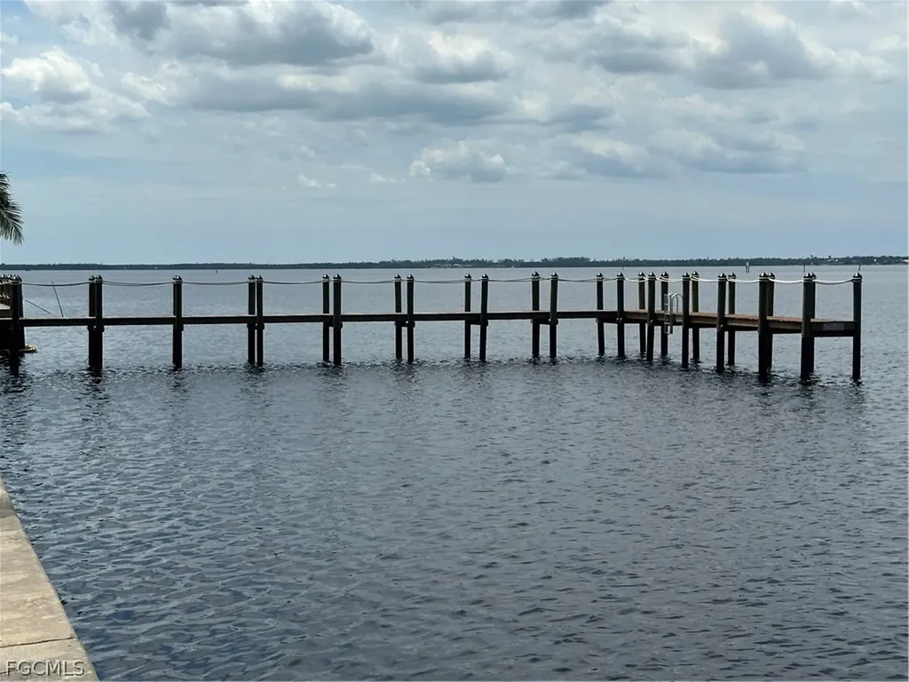 1900 Clifford Street Fort Myers FL 33901