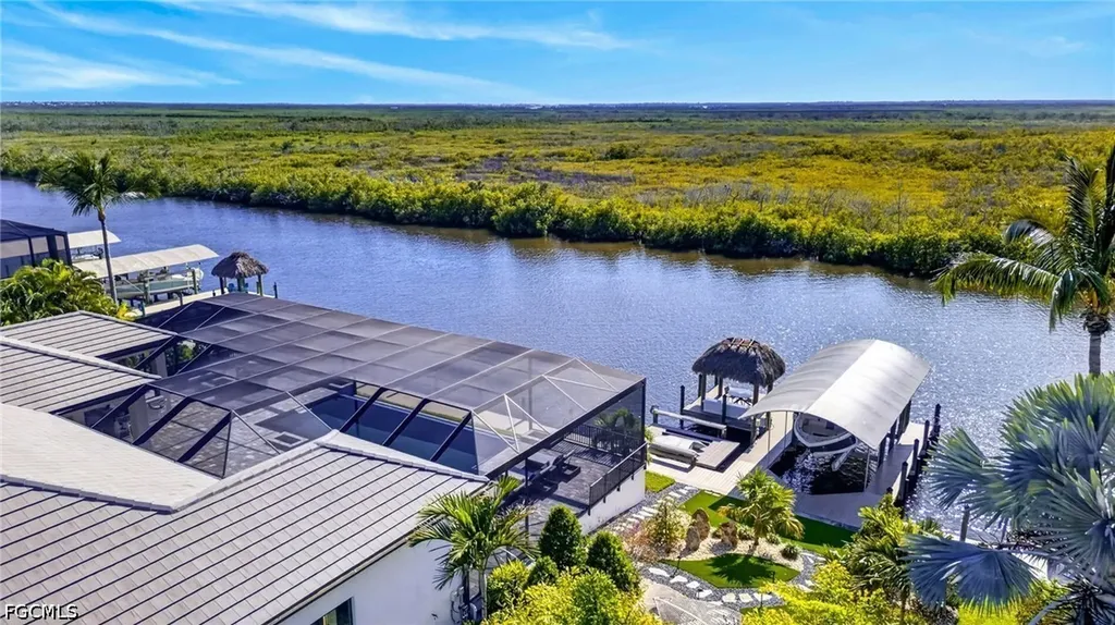 872 W Cape Estates Circle Cape Coral FL 33993