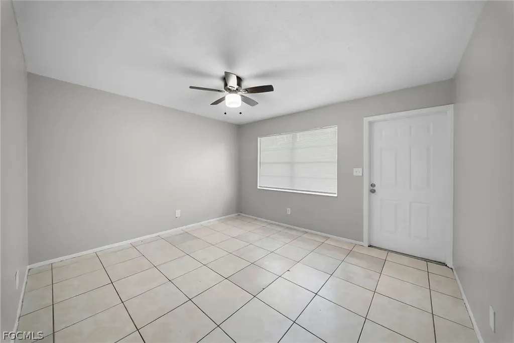 464 Carolina Avenue Fort Myers FL 33905