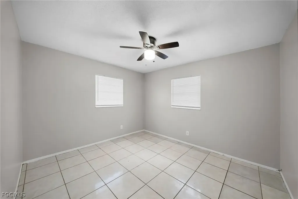 464 Carolina Avenue Fort Myers FL 33905