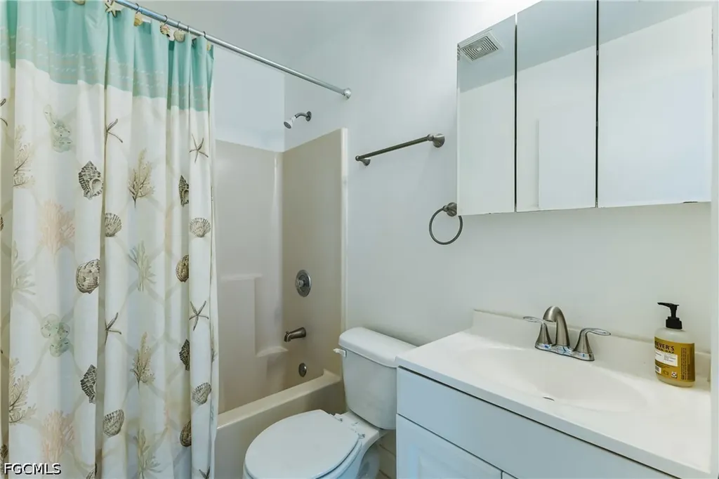 315 NW 7th Terrace Cape Coral FL 33993