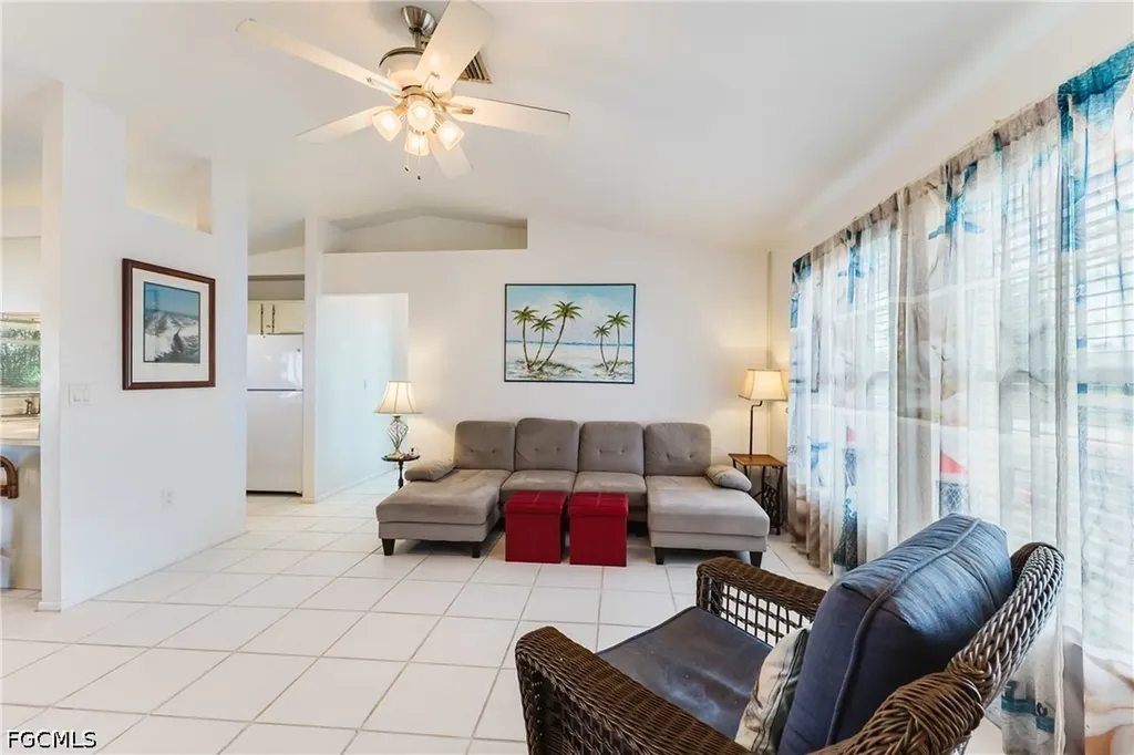 315 NW 7th Terrace Cape Coral FL 33993
