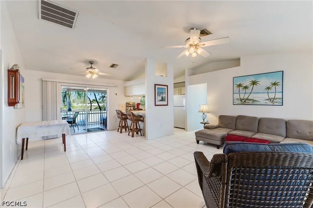 315 NW 7th Terrace Cape Coral FL 33993