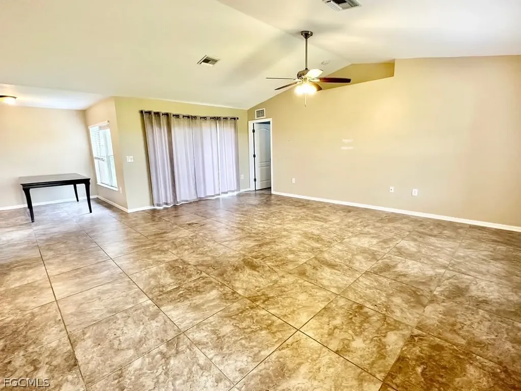 2453 NW 8th Terrace Cape Coral FL 33993