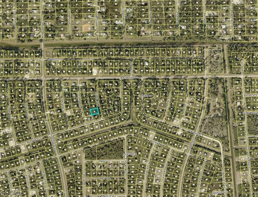 130 Dexter Avenue S Lehigh Acres FL 33974
