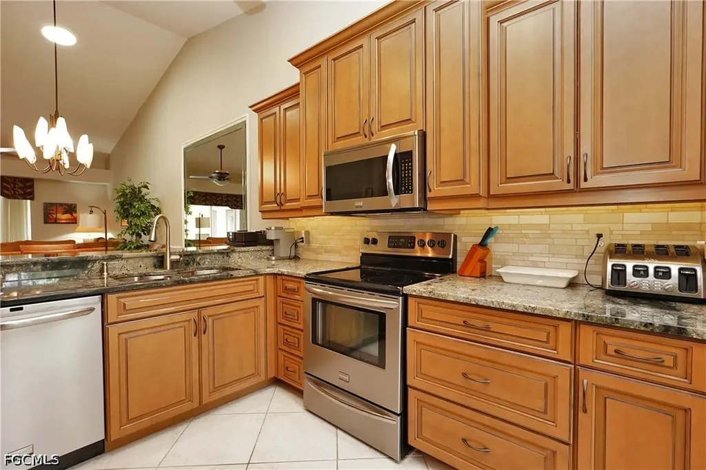 14261 Hickory Links Court Fort Myers FL 33912