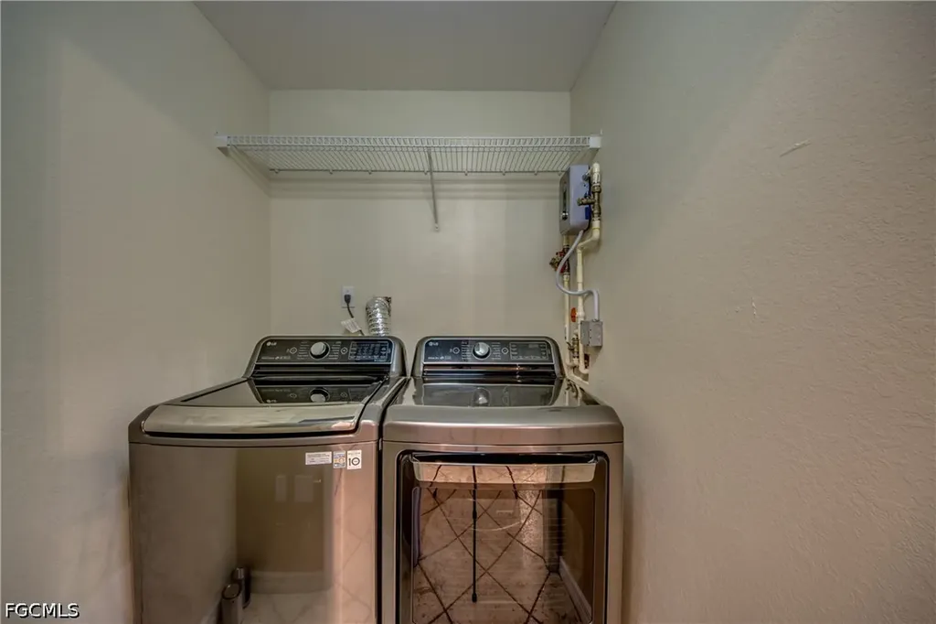 12515 Mcgregor Boulevard Fort Myers FL 33919