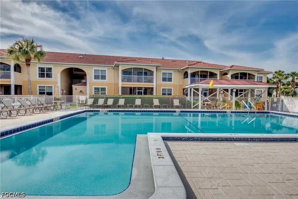 12515 Mcgregor Boulevard Fort Myers FL 33919
