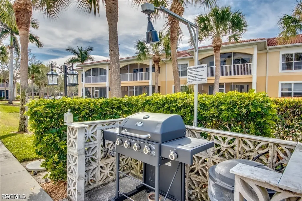 12515 Mcgregor Boulevard Fort Myers FL 33919