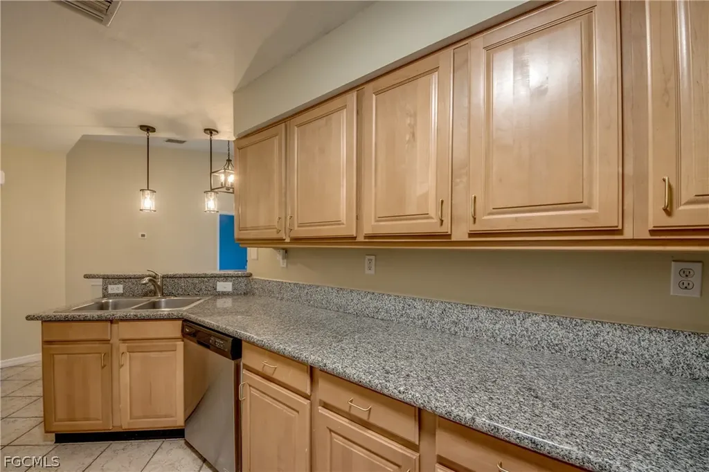 12515 Mcgregor Boulevard Fort Myers FL 33919