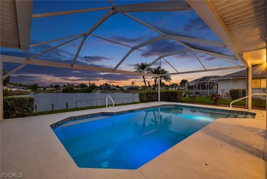 432 NE 18th Avenue Cape Coral FL 33909