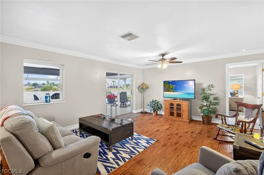 432 NE 18th Avenue Cape Coral FL 33909