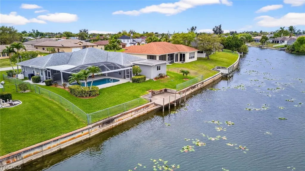432 NE 18th Avenue Cape Coral FL 33909