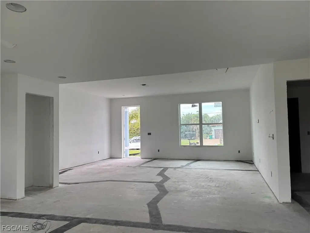 15256 Hennipen Circle Port Charlotte FL 33981