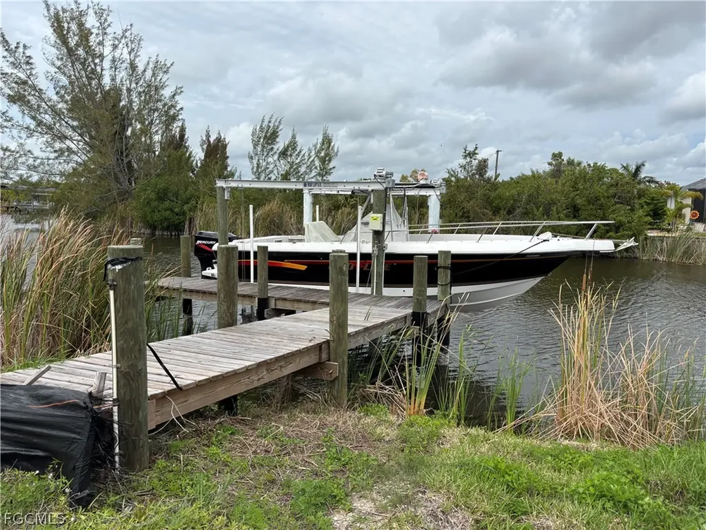 15256 Hennipen Circle Port Charlotte FL 33981